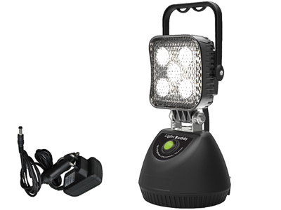 Mobil og genopladelig LED arbejdslampe med magnet-base