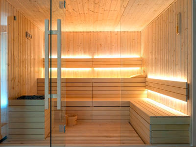 Sauna LED strip 5 m. 8W/m. 24V. Ra>85.  3000K. IP68. 12mm. 30 cm. ledning i ENE ende